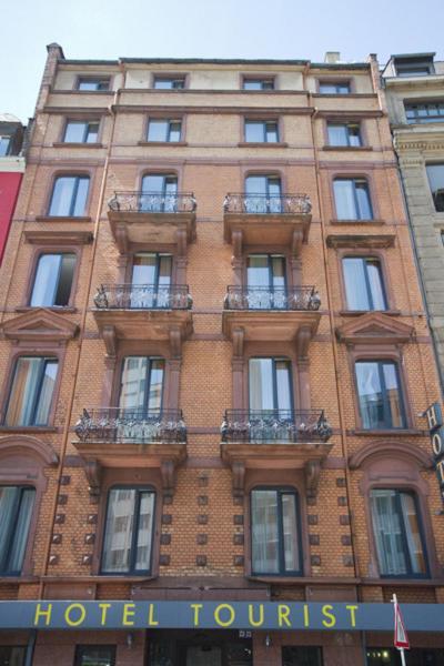 Hotel Tourist Frankfurt am Main Rum bild